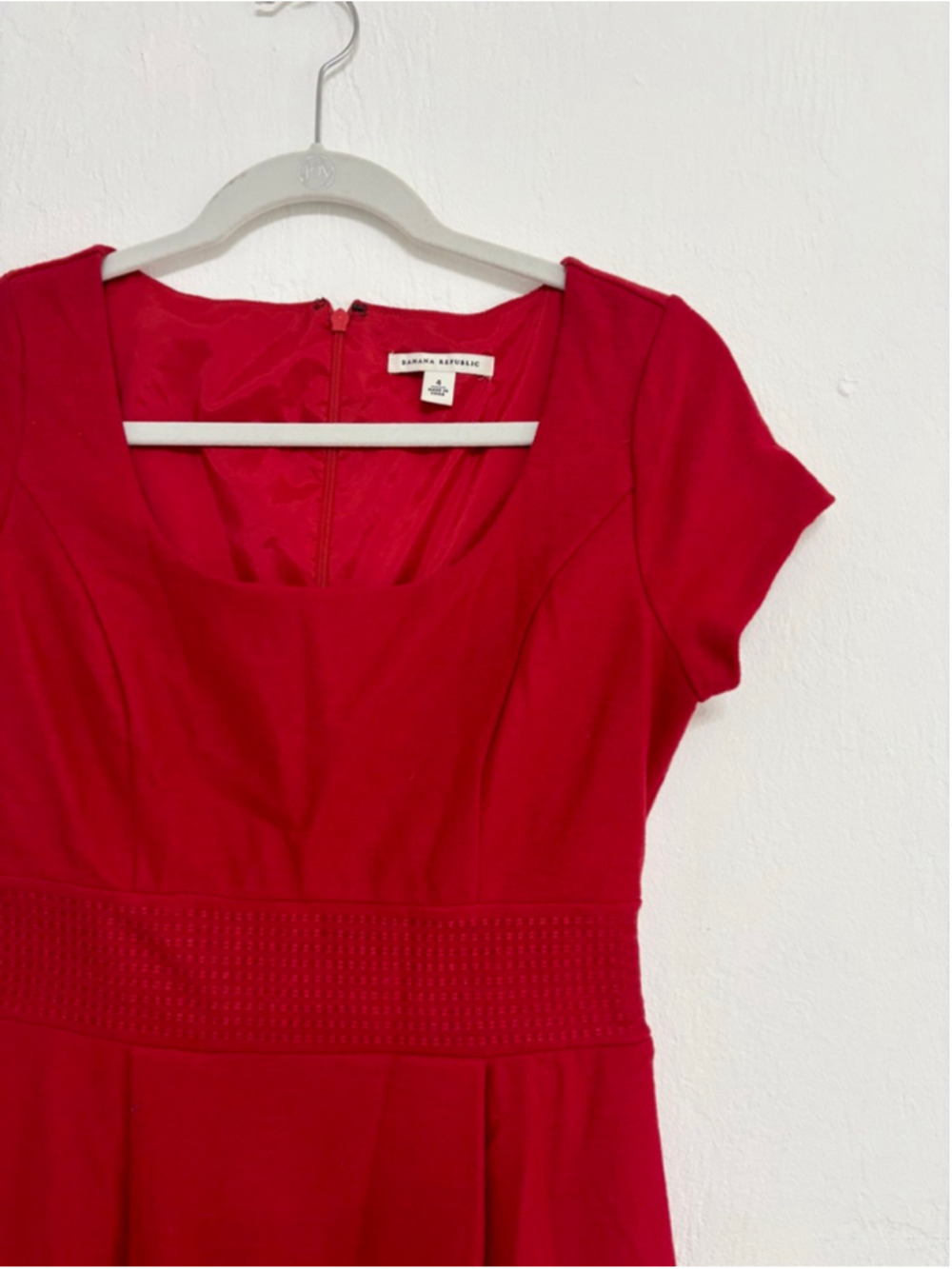 Women's Banana Republic Red Short Sleeve Dress Size 4 Wool - Picture 10 of 10